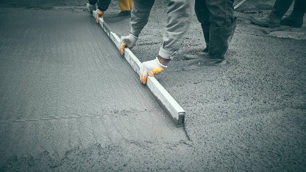 Best Affordable Concrete Services  in Kewaunee, WI